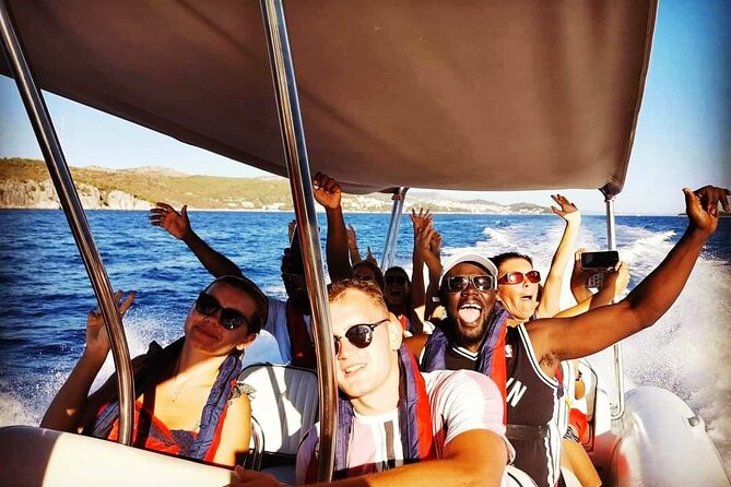 Blue Cave & Five Islands Tour - Stiniva Cove: cliffs, clear water, and little room