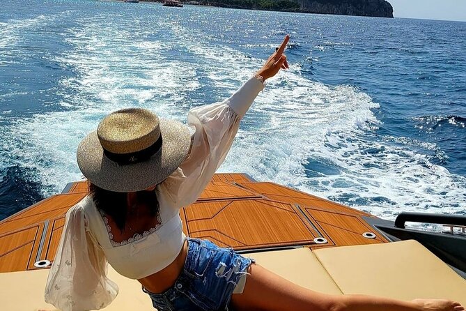 Blue Cave & Hvar, 5 Islands Speedboat with Luxury Seats in Shade - Budikovac Blue Lagoon: the day’s best swimming stop