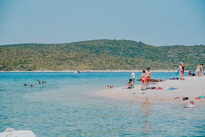 Blue cave, Mamma Mia and Hvar, 5 islands speedboat tour - Stiniva Cove and the Srebrena beach