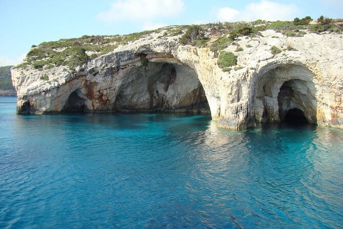 Blue Cave our Way - private 6 island tour - Komiza: an hour in a fishing village