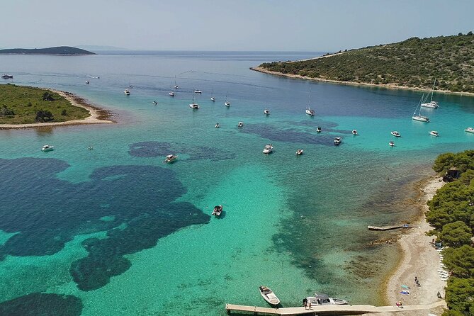 Blue Lagoon and 3 Islands Speedboat Tour from Trogir - What This Five-Hour Boat Trip Does Well