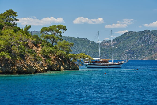 Blue Lagoon, Butterfly Valley and Oludeniz Islands Boat Trip - Butterfly Valley: beautiful, but allow for limits