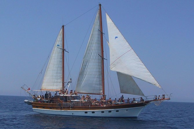 Blue Lagoon: Full-Day Three Island Cruise: Malta, Gozo and Comino - Blue Lagoon: beautiful water and the busiest stop