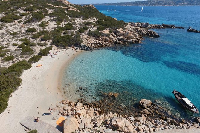 Boat Tour La Maddalena Archipelago from Palau - Santa Maria, with one hour on the island