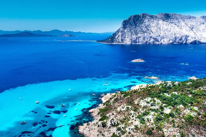 Boat tour Porto Cervo - Maddalena archipelago - Cala Santa Maria: a calm final swim