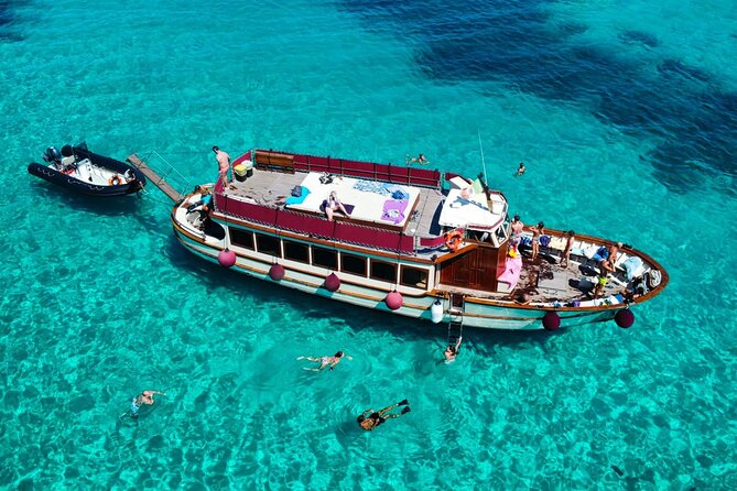 Boat Tour to Caprera and La Maddalena Archipelago - Leaving Palau on Apollo II