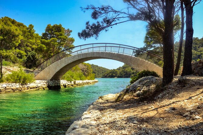 Boat Tour to Mljet National Park & 3 Islands - The guides shape the whole day