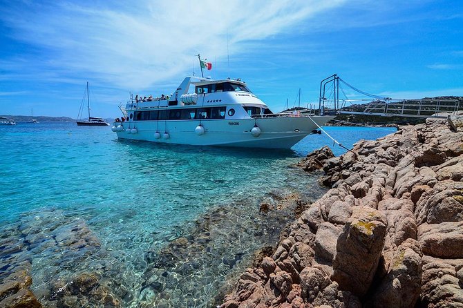 Boat trip La Maddalena Archipelago - Departure from Palau - Budelli and the pink-pebbled Spiaggia Rosa