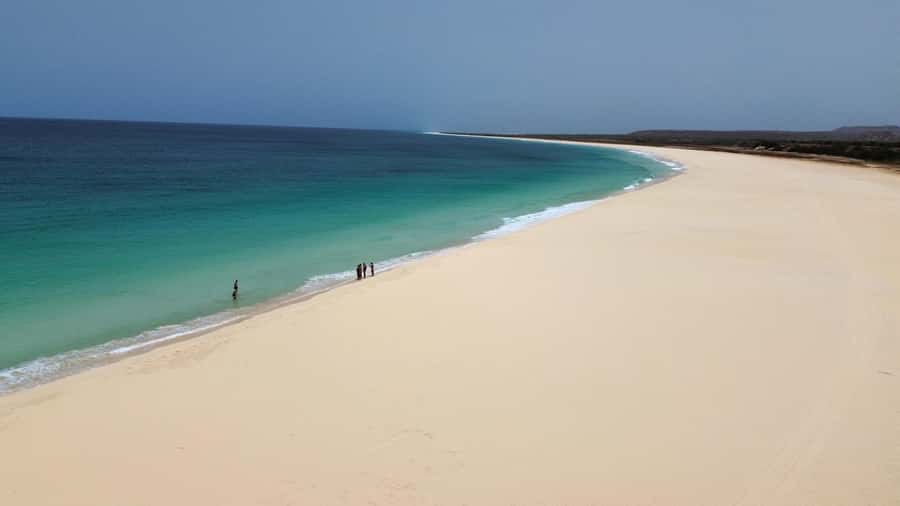 Boavista: 4x4 Island Tour, Santa Monica, Dune, Caves & Lunch - Morro de Areia: the most fun five minutes of the day