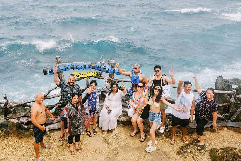 Boracay: Island Boat Tour with Crystal Cove Entry - Weather, sea conditions, and what to pack