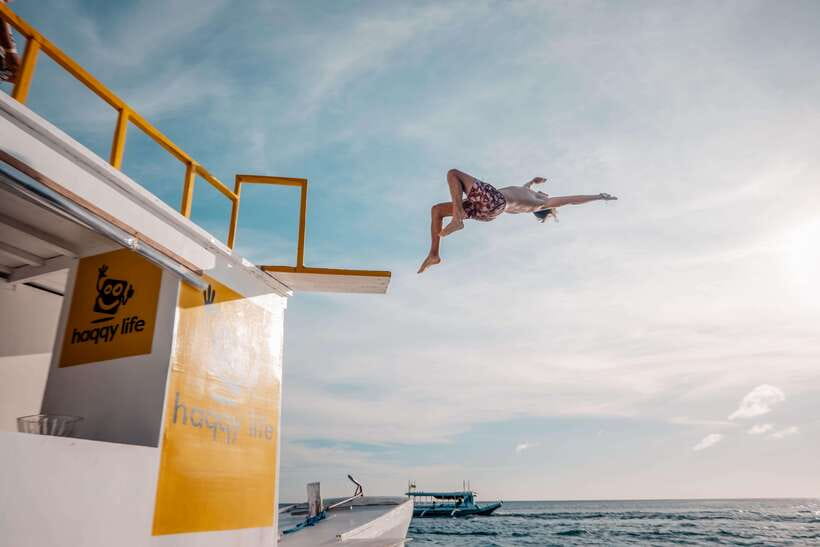 Boracay: Island Hopping & Cliff Jumping by Haqqy Life - Snacks, drinks, and the confusing lunch entry