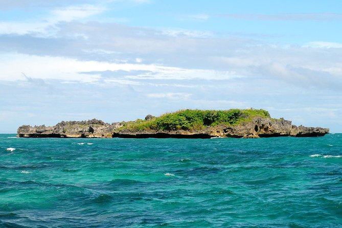 Boracay Island Hopping + Hot Kawa + Parasailing + Helmet Diving - What $125 buys you on this Boracay day