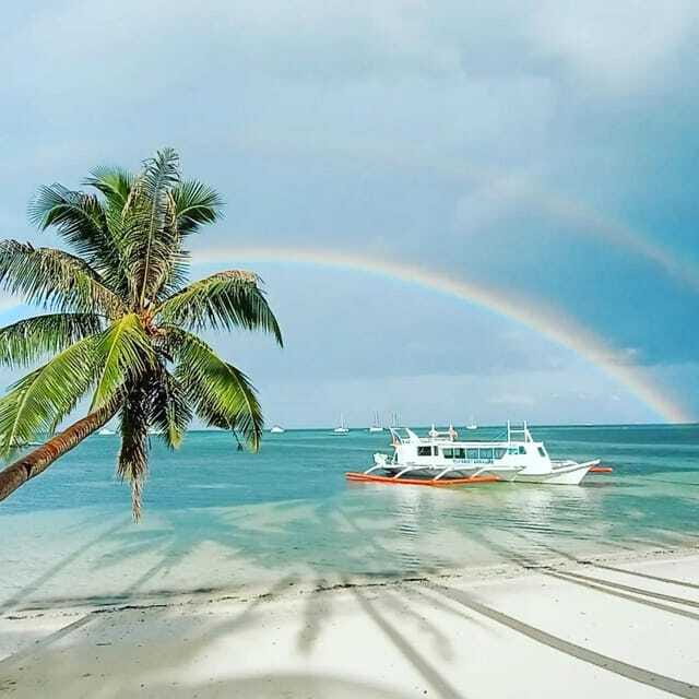 Boracay: Island Hopping | Pick-up at the Hotel - BBQ lunch is one of the stronger parts