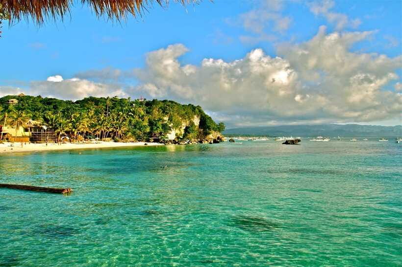 Boracay: Island Hopping | Pick-up at the Hotel - Group size and boat comfort deserve attention