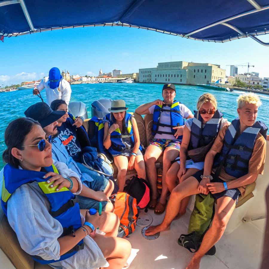 Cartagena: 5 Island Boat Tour with Night Bioluminescent Stop - The transportation trade-offs