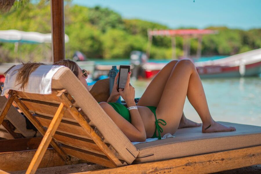 Cartagena: Islabela Islands Boat Trip with Lunch & Cocktail - Beach time, kayaks, and optional yoga