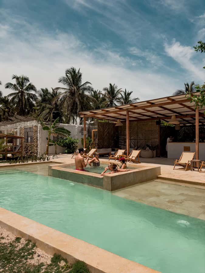 Cartagena: Rosario Islands Day Tour with Snorkel & Lunch - Barú and Playa Blanca: lunch, beach time, and more activity