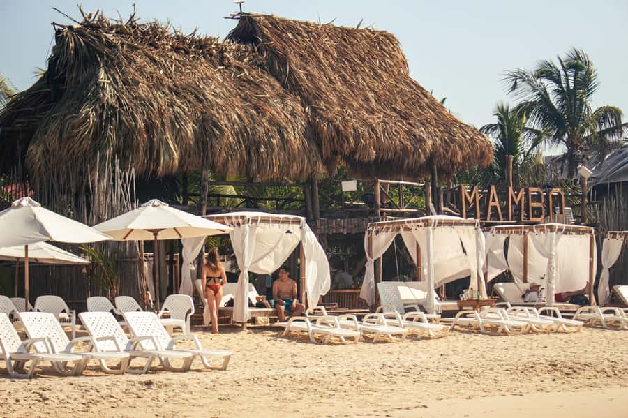 Cartagena: Rosario Islands Day Tour with Snorkel & Lunch - Tierra Bomba: a polished finish near Cartagena