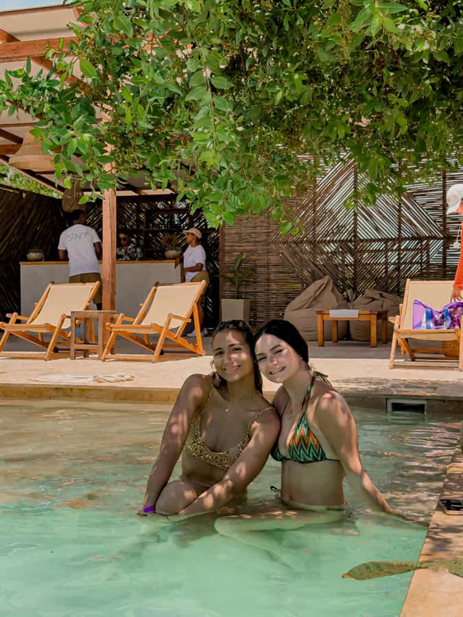 Cartagena: Rosario Islands Day Tour with Snorkel & Lunch - Who should book this island day?
