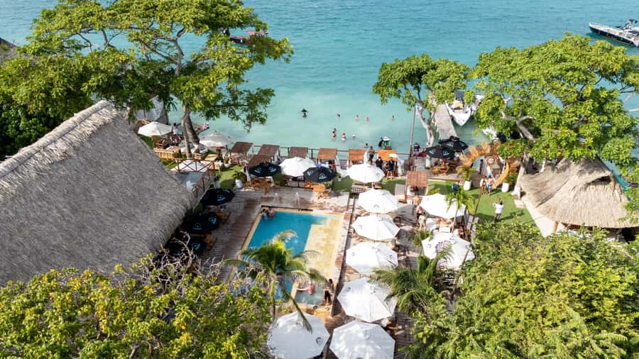 Cartagena: Rosario Islands Daypass Ibbiza Island Beach Club - Starting early at Todomar Marina