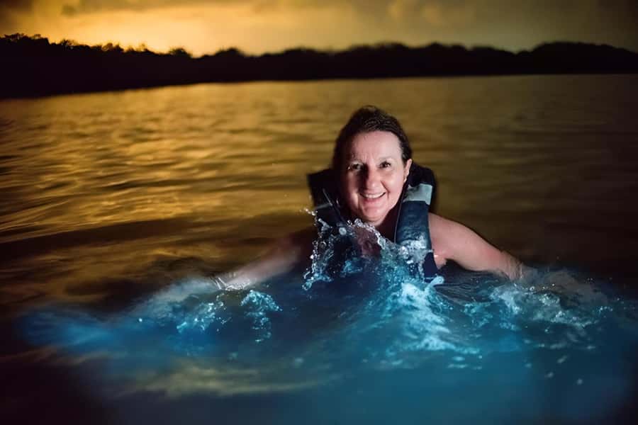 Cartagena: Visit 4 islands in a speedboat + plankton! - Playa Tranquila and the included lunch