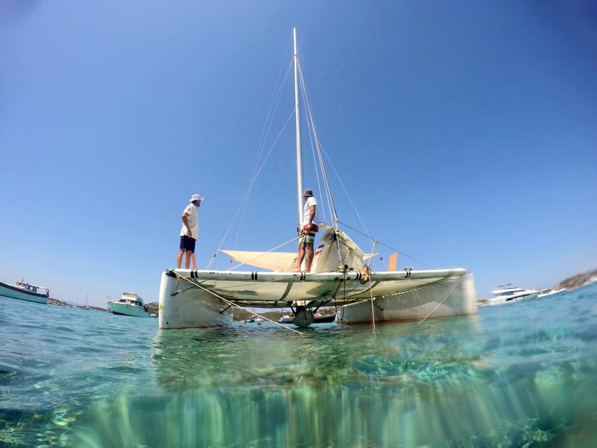 Catamaran: Day trips in La Maddalena's Archipelago - The final sailing run to Spargi