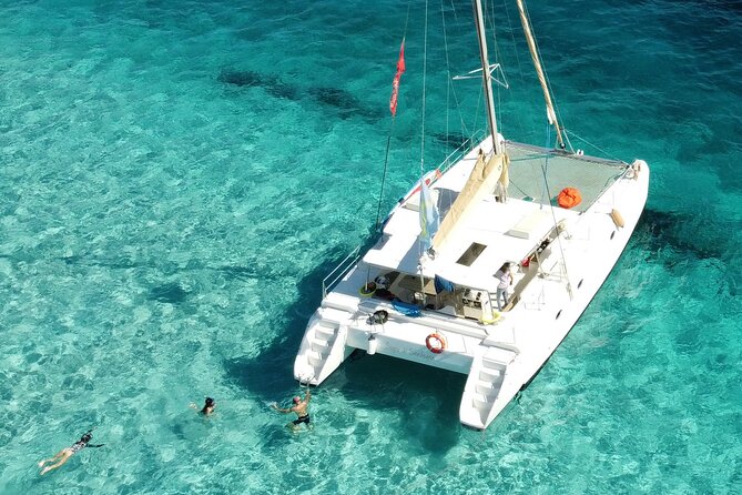 Catamaran tour Archipelago Maddalena (lunch included) - The boat, space, and mood onboard