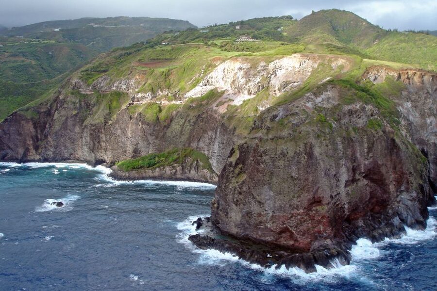 Central Maui: Two-Island Scenic Helicopter Flight to Molokai - Crossing to Molokai over the Pailolo Channel