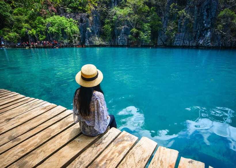 Coron: Complete Island Hopping Guided Tour with Lunch - Twin Lagoon and two kinds of water