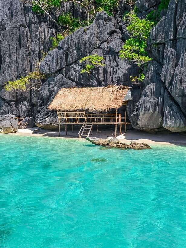 Coron: Super Ultimate Island-Hopping with Lunch & Transfers - What makes this Coron tour worth considering