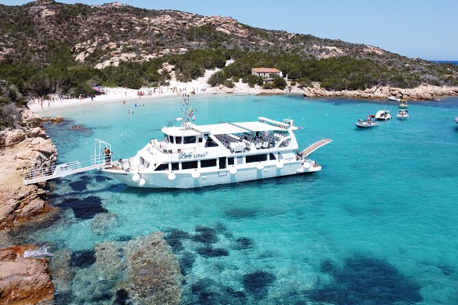 Daily 4 stop - boat excursion La Maddalena Archipelago - Starting at Palau’s ferry terminal