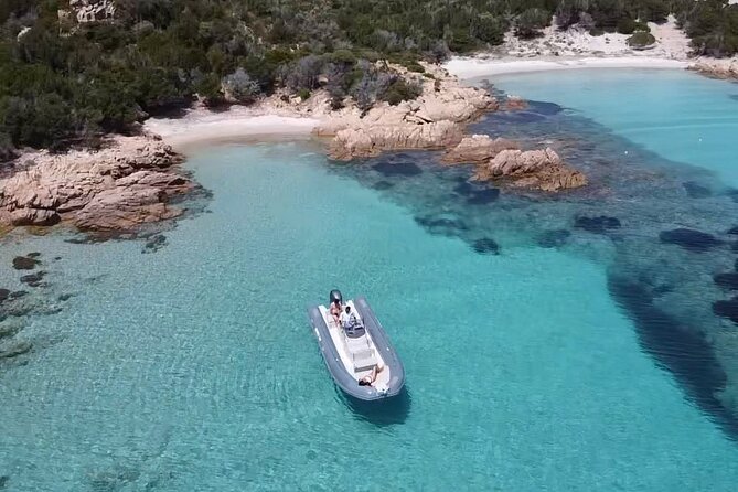 Daily Private Boat Tour in the La Maddalena Archipelago - What the captain adds to the experience