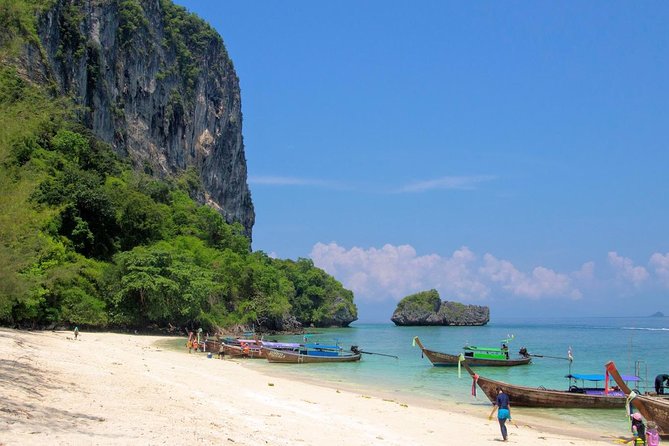 Day Tour from Phuket to 4 Islands in Krabi by Ferry & Speedboat - Koh Poda gives you the longest beach break