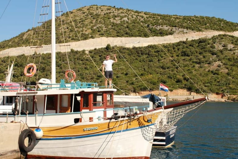 Dubrovnik: Blue Cave & Elaphiti Islands Full-Day Boat Tour - Lopud gives you the most time