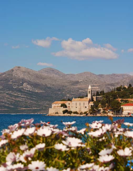 Dubrovnik: Blue Cave & Elaphiti Islands Full-Day Boat Tour - What you eat and drink on board