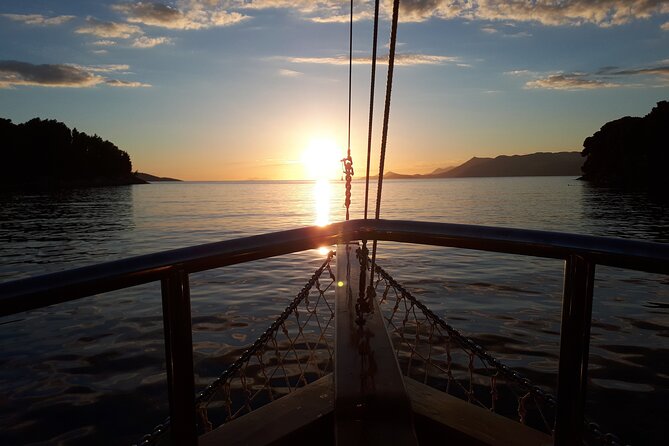 Dubrovnik Elafiti Islands Cruise with Lunch, Drinks and Pickup - Key points to know before you book