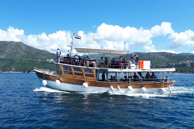 Dubrovnik Elafiti Islands Cruise with Lunch, Drinks and Pickup - Getting to the boat from your Dubrovnik hotel