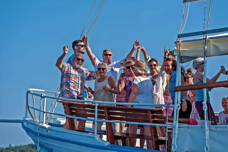 Dubrovnik: Elaphite Islands Cruise with Drinks/Lunch Options - Life aboard the Emili boat