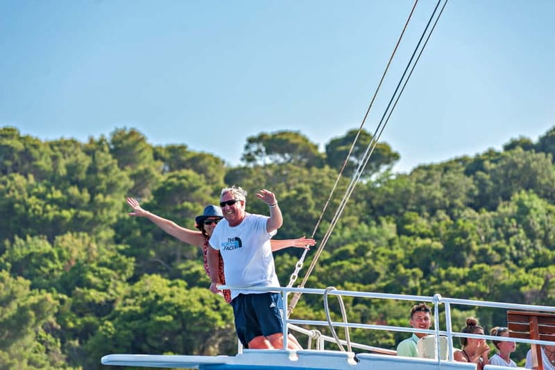 Dubrovnik: Elaphite Islands Cruise with Drinks/Lunch Options - Practical tips for a smoother day