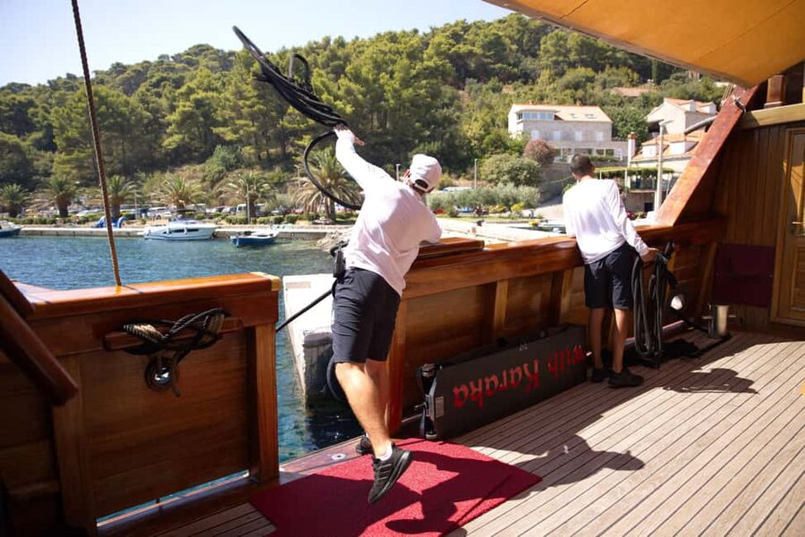 Dubrovnik: Elaphiti Island Luxury Pirate Ship Cruise - Koločep: Walks, Swimming, and Homemade Island Food