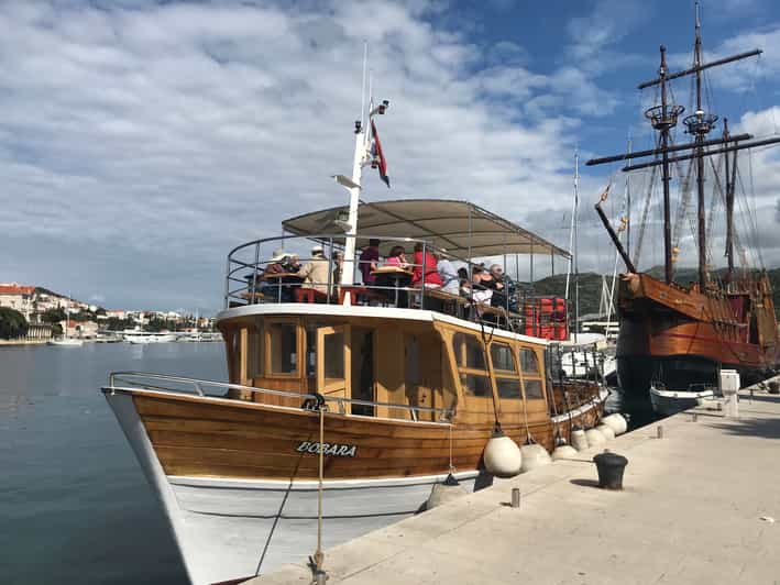 Dubrovnik: Elaphiti Islands Boat Cruise with Lunch & Drinks - Lunch on board: simple, fresh, and included