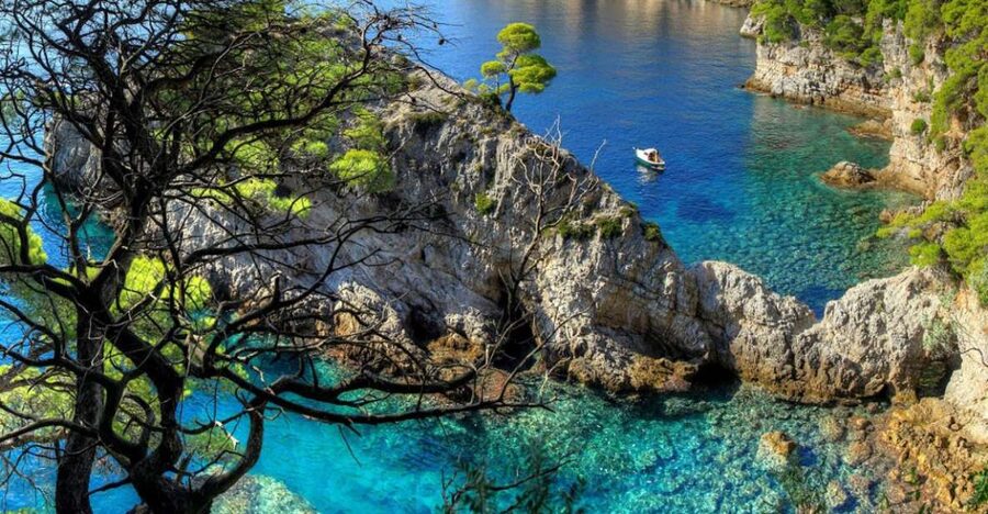 Dubrovnik: Elaphiti Islands Day Trip with Lunch - Kolocep: green paths and coves, if time allows