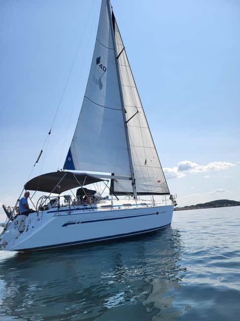 Dubrovnik : Full Day Group Boat Tour to Elaphiti & Blue Cave - Sailing time, sea views, and a practical lesson