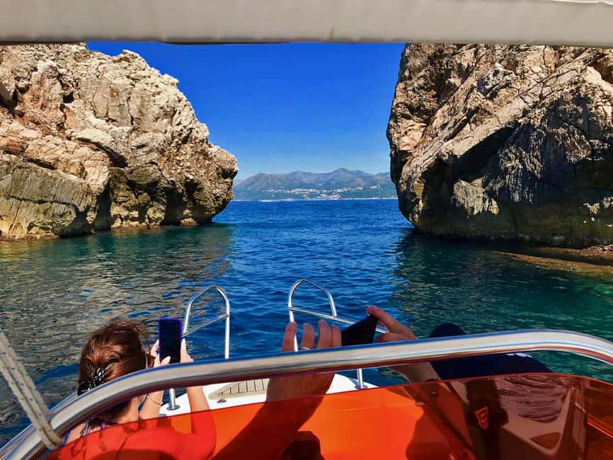 Dubrovnik: Half-Day Boat Tour to Elaphite Islands 4h - Šunj Beach gives you the breathing room
