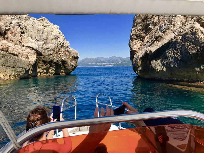 Dubrovnik: Half-Day Boat Tour to Elaphite Islands 4h - Drinks, equipment, and what you need to bring