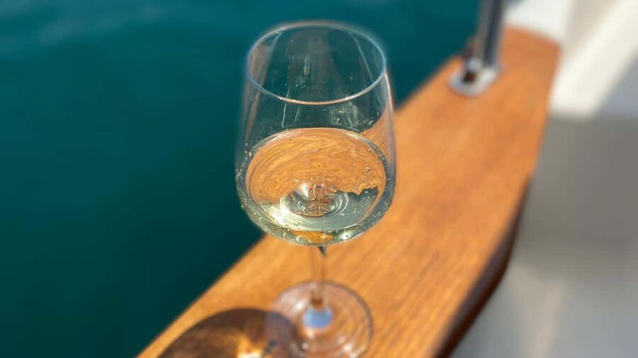 Dubrovnik: Lucky Boat Tour - Elaphite Islands and Blue Cave - A sunset finish at Koločep