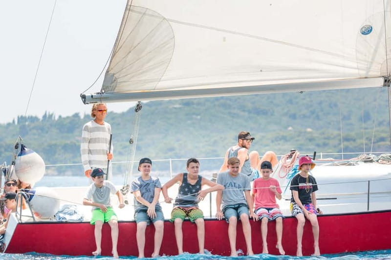 Dubrovnik: Private Elaphiti Islands Sailing Tour - Choosing between the Elaphiti Islands and nearby coves