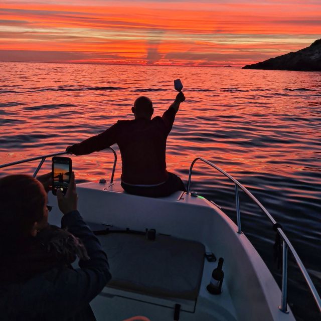 Dubrovnik Private Speedboat Tour to Elaphite Islands - The secret swimming stop