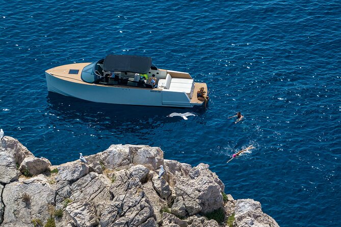 Dubrovnik to Elaphiti: Yacht Escape in Style - How much value do you get for $798.16?