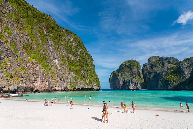 Early Bird Phi Phi and 4 Islands One Day Tour From Krabi - Boat size, comfort, and the small-group question